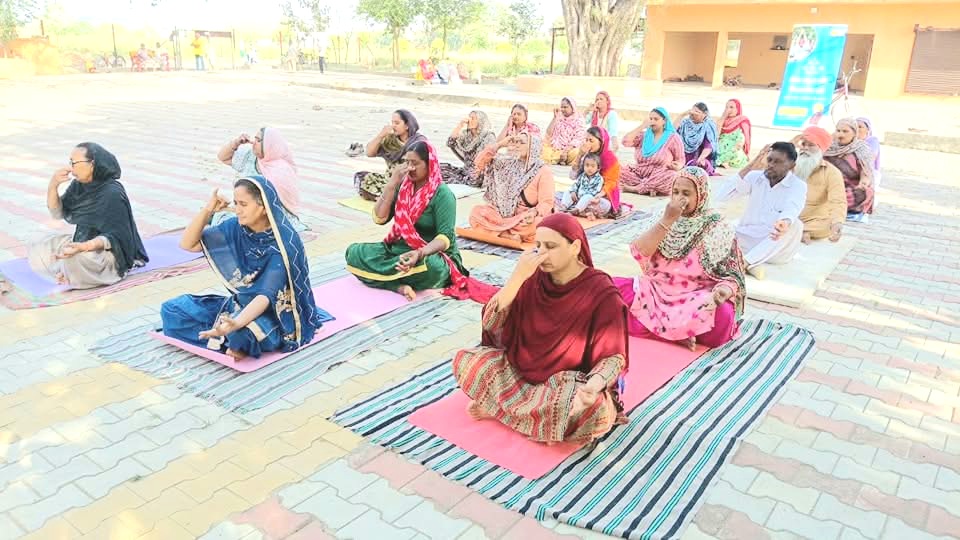 स्वस्थ पंजाब के सपने को पूरा करने में सहायक हो रही है सीएम की योगशाला